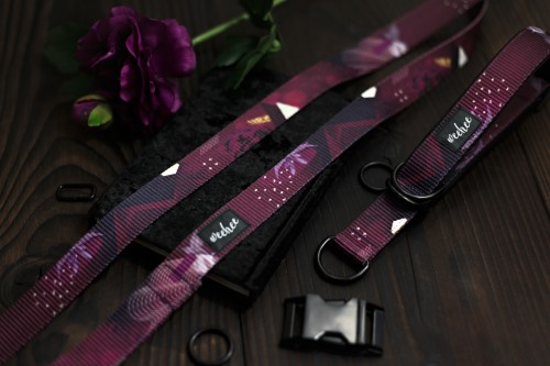 boysenberry-glow-smycz-do-miasta